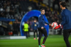 全程赛事-斯基拉：佩尼亚准备续约至2027年，随后巴萨将把他租借给科莫