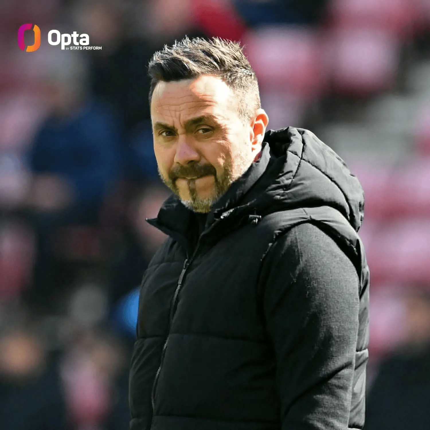 英超历史上，只有3支降级队比本季热刺开年不胜场次更多